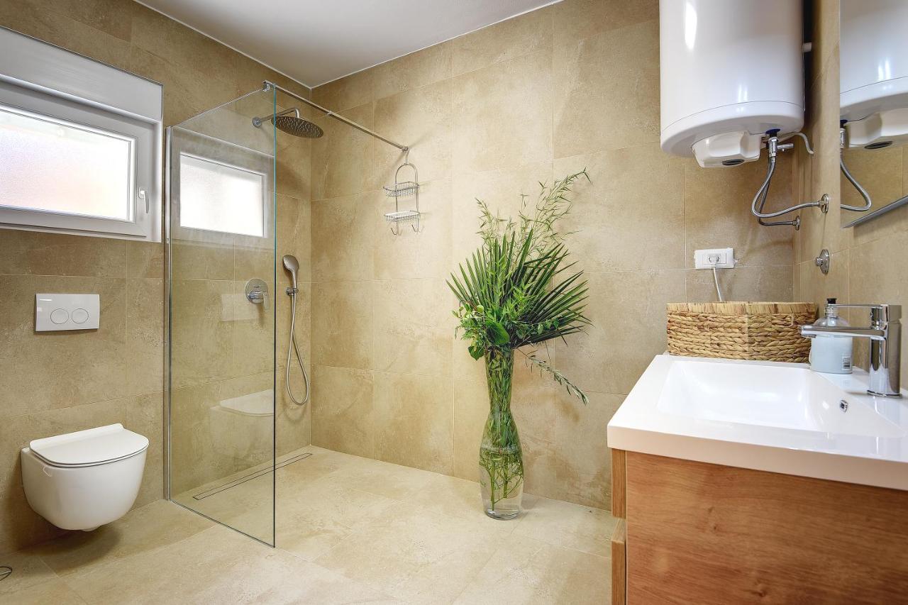 Vila Una With Private Pool Near Rovinj - Open 2022 Rovinjsko Selo Exteriér fotografie